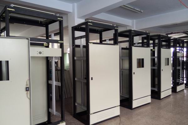 丰泽控制箱-控制箱的合理布置方法